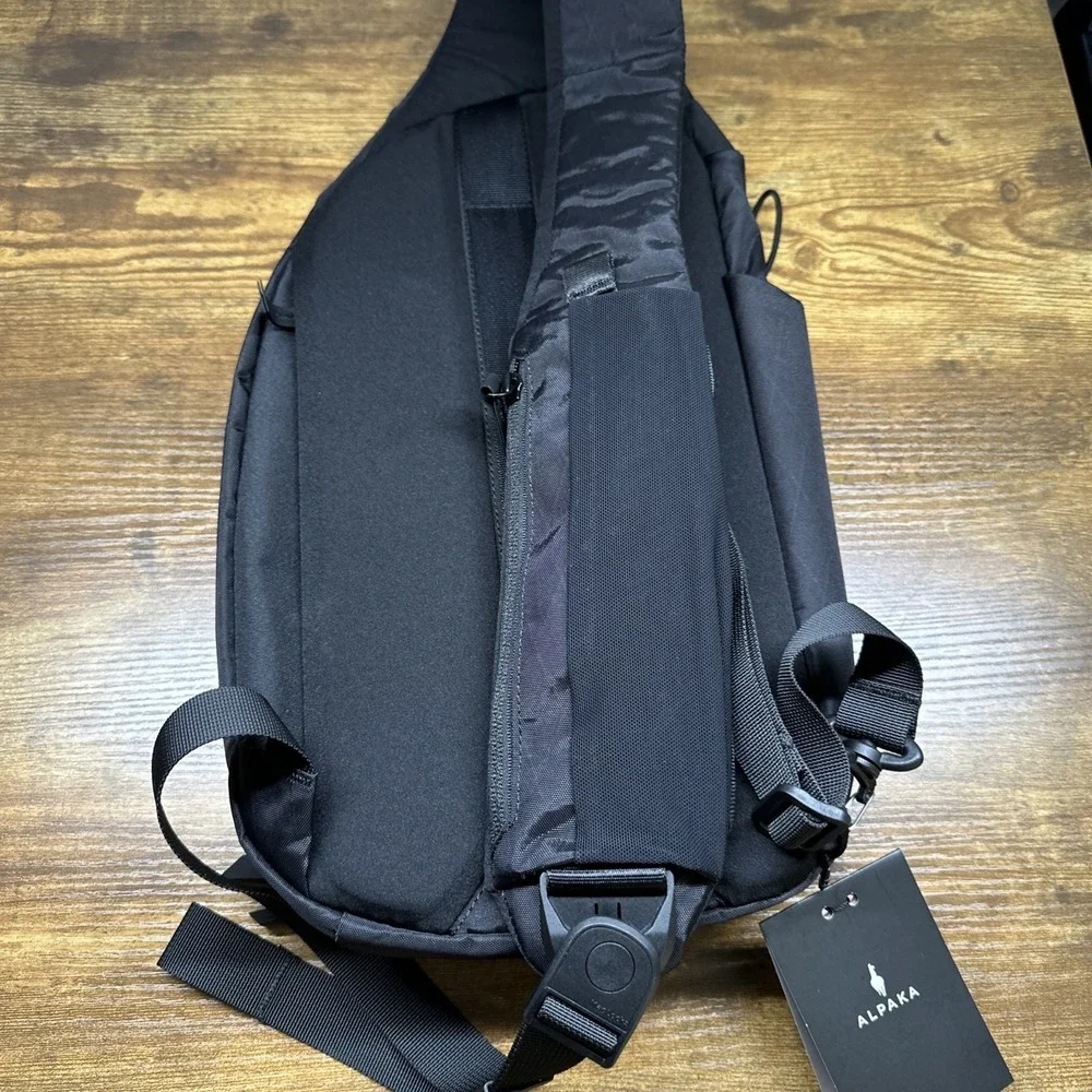 NEW Alpaka Metro Crossbody Left Shoulder Bag Black X-Pac VX42 10L Sling Hiking